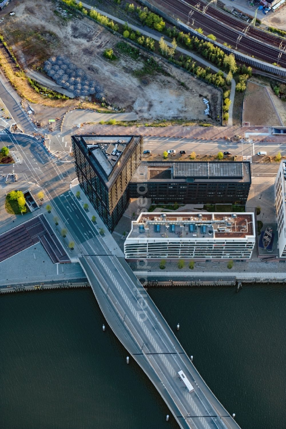 Hamburg from above - Hotel complex JUFA Hotel Hamburg in the Hafencity on Versmannstrasse in Hamburg, Germany