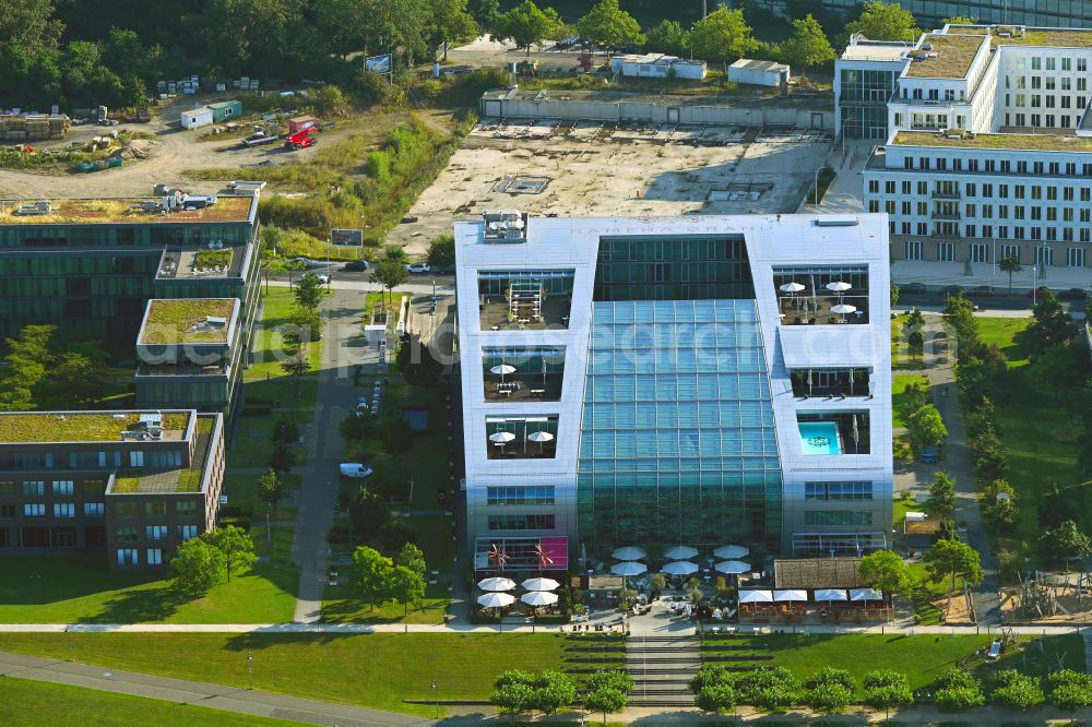 Bonn from above - Complex of the hotel building Koneha Grand Bonn Am Bonner Bogen in the district Beuel in Bonn in the state North Rhine-Westphalia, Germany