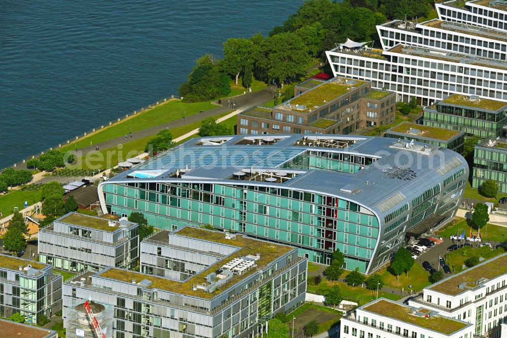 Bonn from the bird's eye view: Complex of the hotel building Koneha Grand Bonn Am Bonner Bogen in the district Beuel in Bonn in the state North Rhine-Westphalia, Germany