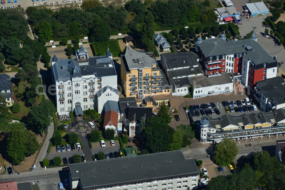 Aerial photograph Zinnowitz - Complex of the hotel buildings on street Duenenstrasse in Zinnowitz on the island of Usedom in the state Mecklenburg - Western Pomerania, Germany