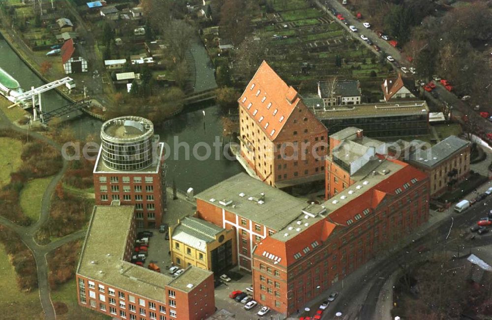 Aerial image Berlin - 14.02.95 Humboldt-Mühle in Spandau