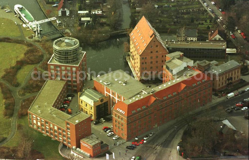 Berlin from above - 14.02.95 Humboldt-Mühle in Spandau