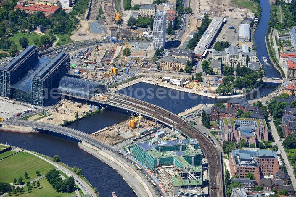 Berlin from the bird's eye view: View of the Humboldt port in Berlin in the homonymous state