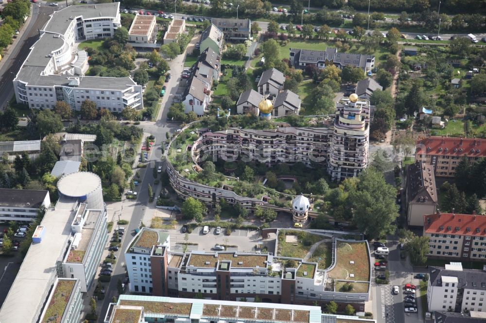 Aerial photograph Darmstadt - Hundertwasser Building of a multi-family residential building Waldspirale in Darmstadt in the state Hesse, Germany