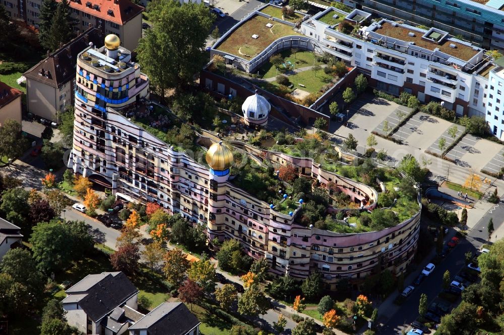 Aerial image Darmstadt - Hundertwasser Building of a multi-family residential building Waldspirale in Darmstadt in the state Hesse, Germany