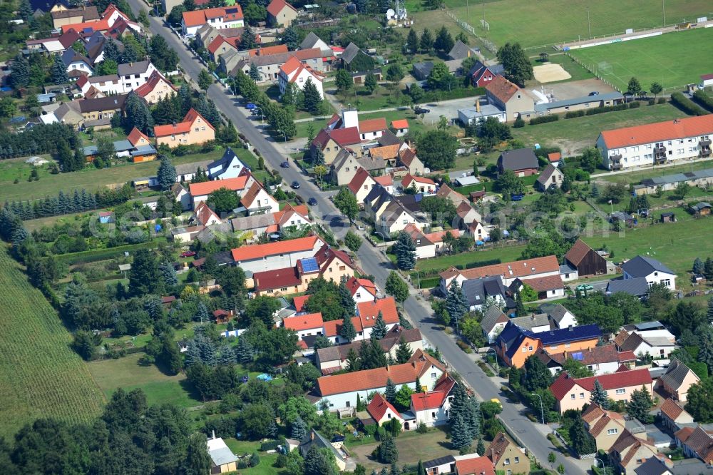 Aerial photograph Tettau - Rows of houses of the village Tettau in the state of Saxony in Germany