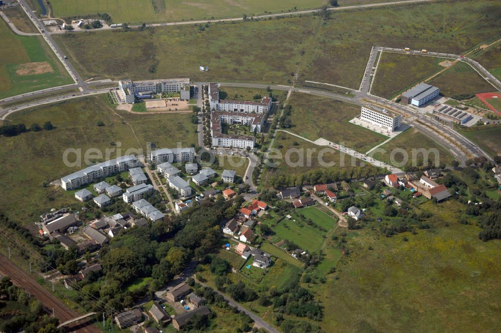 Aerial photograph Schönefeld - 24.08.2007 Schönefeld Der Gewerbepark Schönefeld - südlich von Berlin - wird anspruchsvolle Architektur mit hoher städtebaulicher und grünplanerischer Qualität verbinden. Die HVB Immobilien AG bietet an diesem attraktiven Standort Grundstücke zum Verkauf.