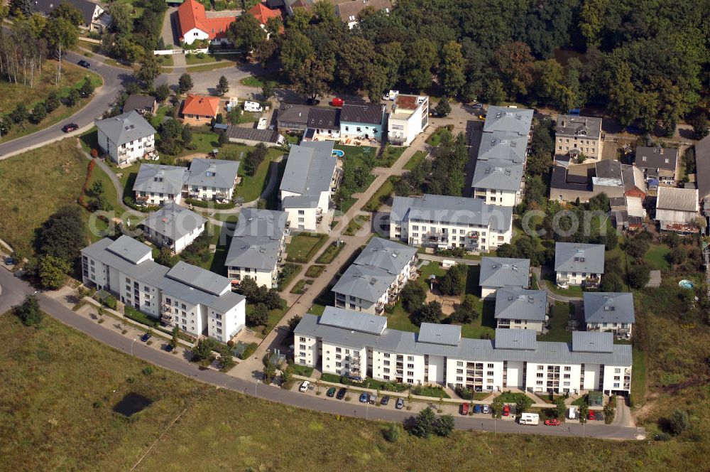 Aerial photograph Schönefeld - 24.08.2007 Schönefeld Der Gewerbepark Schönefeld - südlich von Berlin - wird anspruchsvolle Architektur mit hoher städtebaulicher und grünplanerischer Qualität verbinden. Die HVB Immobilien AG bietet an diesem attraktiven Standort Grundstücke zum Verkauf.