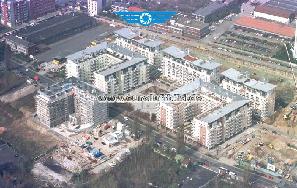 Frankfurt am Main from above - HVB-Wohnneubau an der Heussstraße in der Westcity in Frankfurt / Main.