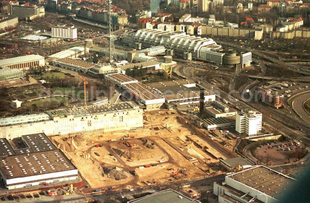 Berlin Charlottenbug from above - 02.1995 ICC, Funkturm mit Baustelle Erweiterung des Messegeländes Berlin