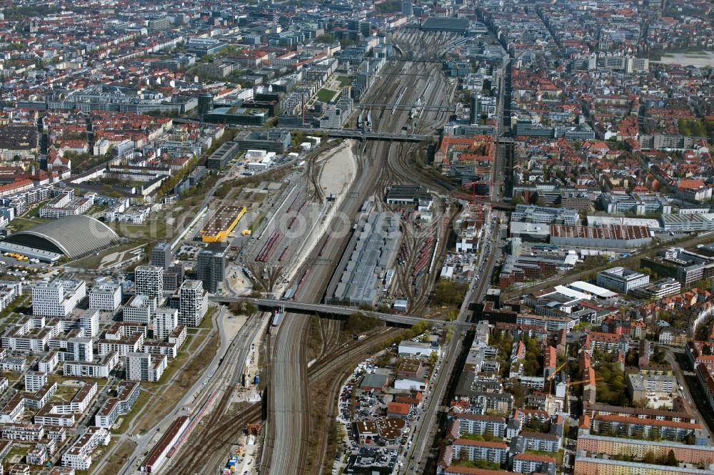 München from the bird's eye view: Trackage and rail routes and locomotive hall of the railway operations work in Laim, Munich in the state Bavaria, Germany