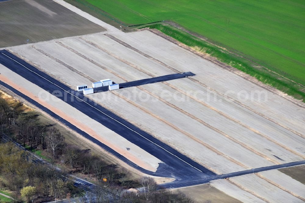 Aerial photograph Hönow - Parking and storage space for automobiles along the Berliner Allee to the IGA Internationale Gartenausstellung in Hoenow in the state Brandenburg