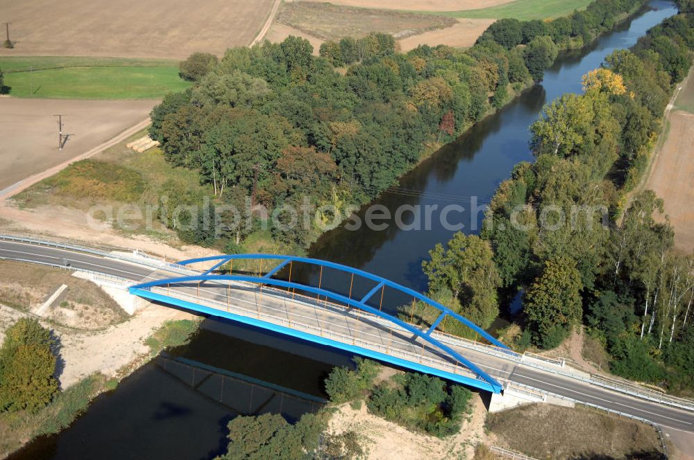 Aerial photograph Ihleburg - Blick auf die Ihleburger Brücke. Die Brücke wurde im Jahr 2008 erbaut und überführt den Elbe-Havel-Kanal bei km 343,071.