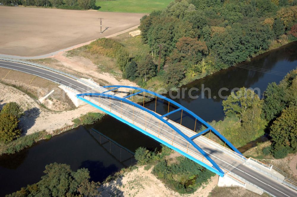 Ihleburg from above - Blick auf die Ihleburger Brücke. Die Brücke wurde im Jahr 2008 erbaut und überführt den Elbe-Havel-Kanal bei km 343,071.