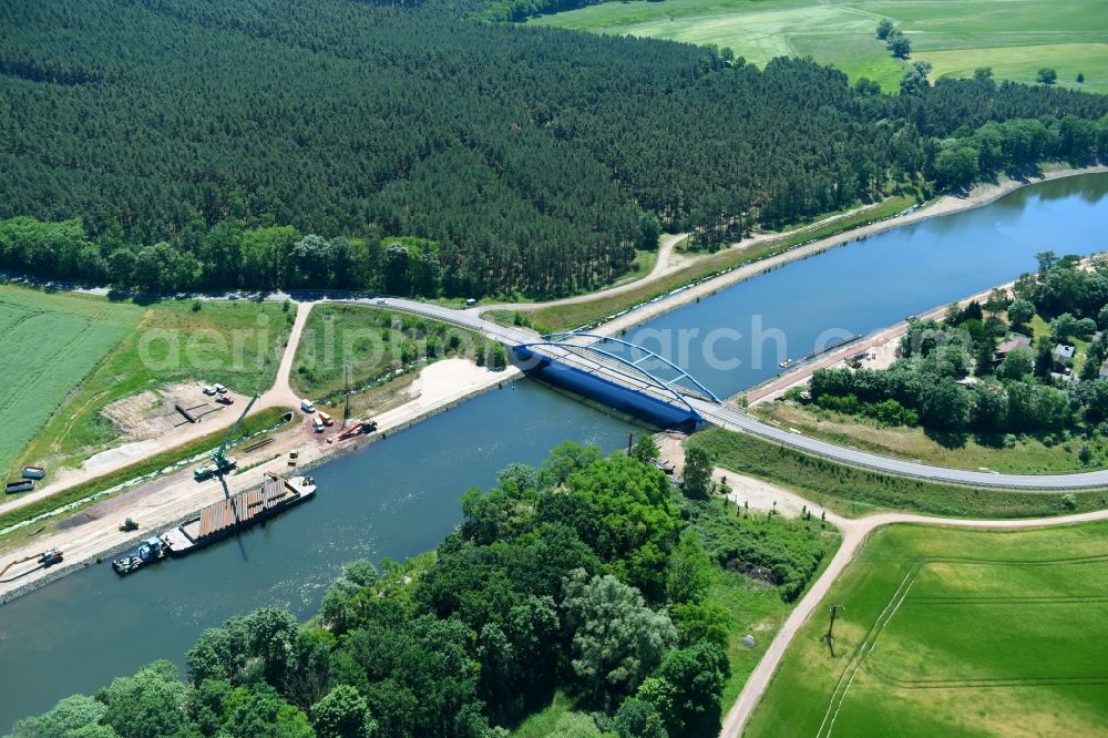 Ihleburg from the bird's eye view: Ihleburger bridge and deposition surfaces at the riverside of the Elbe-Havel Canal near by Ihleburg in Saxony-Anhalt