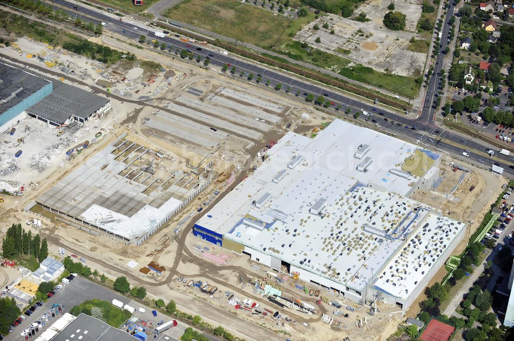 Berlin from above - Blick auf die IKEA Baustelle in Berlin Lichtenberg. Bis zum November diesen Jahres entsteht hier an der Landsberger Allee der zweitgrößte Ikea-Standort in Europa mit 22 000 Quadratmetern und zugleich das dritte Berliner Einrichtungshaus. Eröffnung soll Anfang November 2010 sein. View of the IKEA construction area in Berlin Lichtenberg. It is the third furniture store in Berlin.