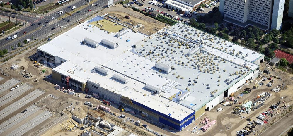 Aerial image Berlin - Blick auf die IKEA Baustelle in Berlin Lichtenberg. Bis zum November diesen Jahres entsteht hier an der Landsberger Allee der zweitgrößte Ikea-Standort in Europa mit 22 000 Quadratmetern und zugleich das dritte Berliner Einrichtungshaus. Eröffnung soll Anfang November 2010 sein. View of the IKEA construction area in Berlin Lichtenberg. It is the third furniture store in Berlin.