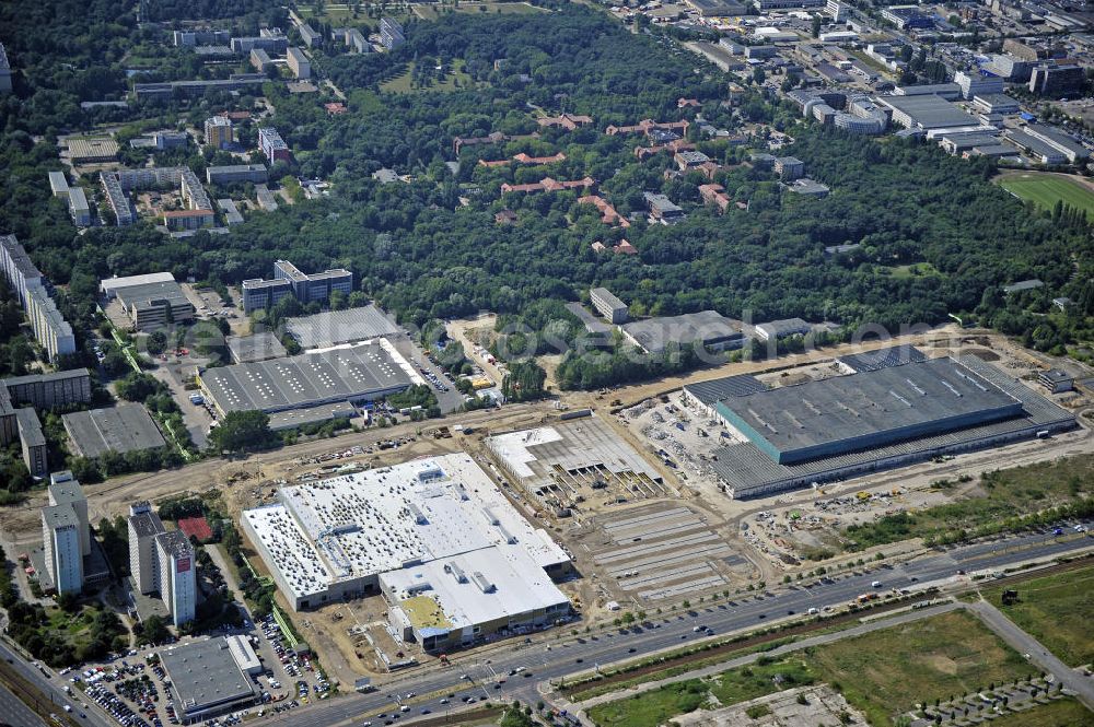 Aerial image Berlin - Blick auf die IKEA Baustelle in Berlin Lichtenberg. Bis zum November diesen Jahres entsteht hier an der Landsberger Allee der zweitgrößte Ikea-Standort in Europa mit 22 000 Quadratmetern und zugleich das dritte Berliner Einrichtungshaus. Eröffnung soll Anfang November 2010 sein. View of the IKEA construction area in Berlin Lichtenberg. It is the third furniture store in Berlin.