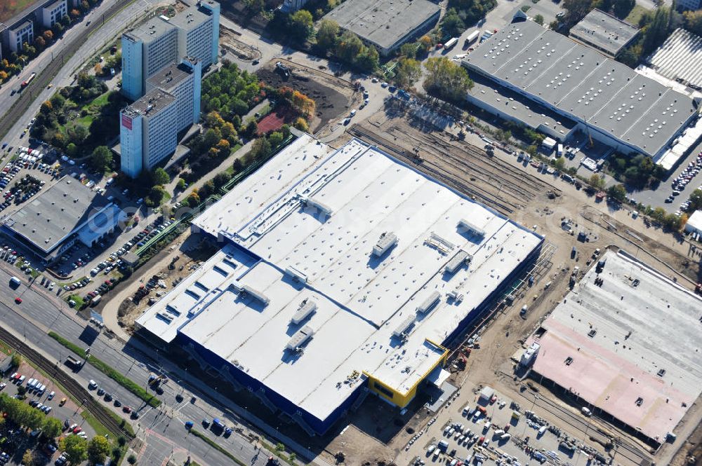 Berlin from above - Blick auf die IKEA Baustelle in Berlin Lichtenberg. Bis zum November diesen Jahres entsteht hier an der Landsberger Allee der zweitgrößte Ikea-Standort in Europa mit 22 000 Quadratmetern und zugleich das dritte Berliner Einrichtungshaus. Eröffnung soll Anfang November 2010 sein. View of the IKEA construction area in Berlin Lichtenberg. It is the third furniture store in Berlin.