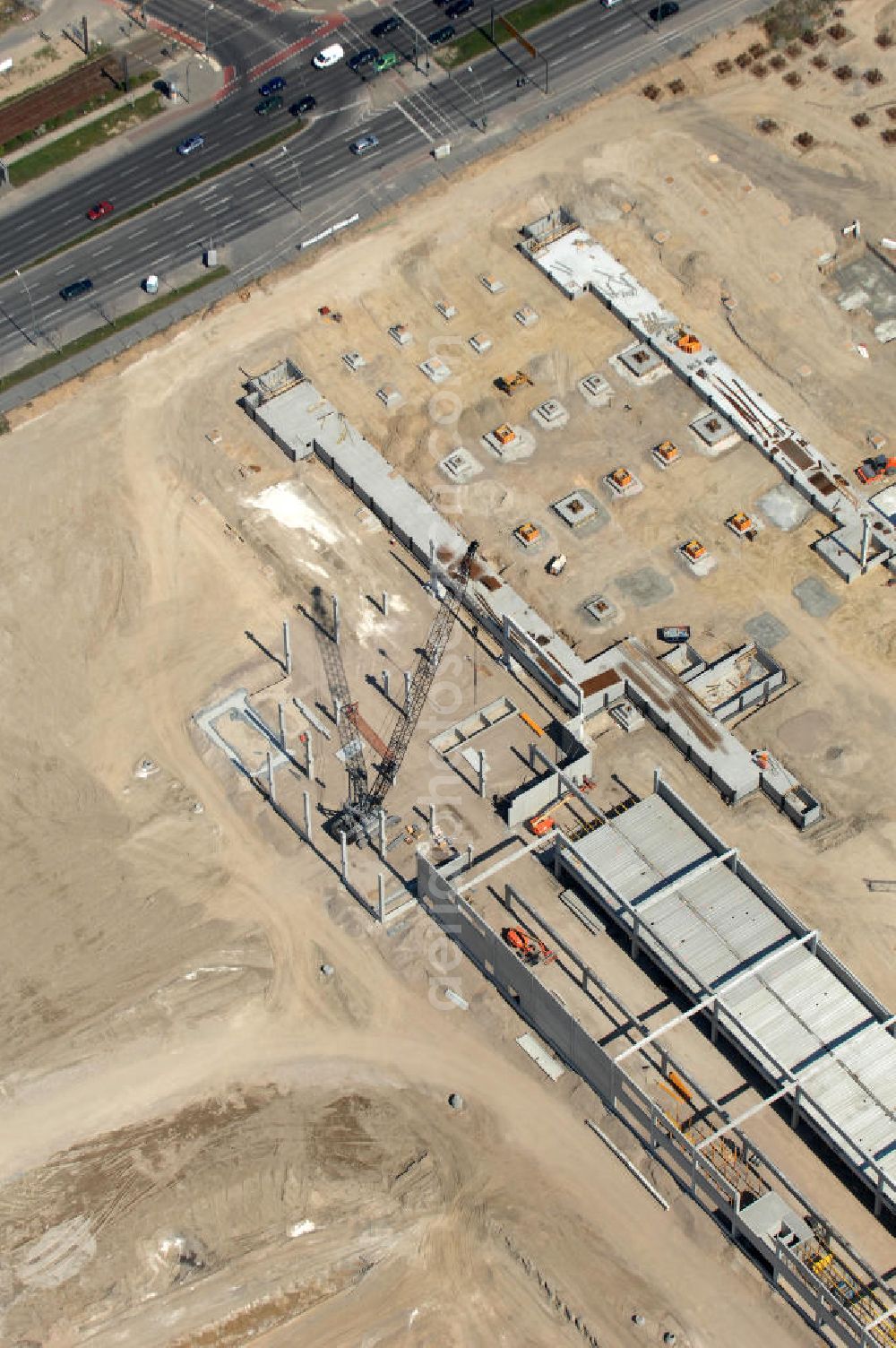 Aerial image Berlin - Blick auf die IKEA Baustelle in Berlin Lichtenberg. Bis zum November diesen Jahres entsteht hier an der Landsberger Allee der zweitgrößte Ikea-Standort in Europa mit 22 000 Quadratmetern und zugleich das vierte Berliner Einrichtungshaus. Eröffnung soll Anfang November 2010 sein. View of the IKEA construction area in Berlin Lichtenberg. It is the fourth furniture store in Berlin.