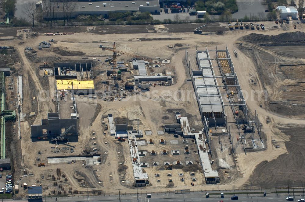 Berlin from the bird's eye view: Blick auf die IKEA Baustelle in Berlin Lichtenberg. Bis zum November diesen Jahres entsteht hier an der Landsberger Allee der zweitgrößte Ikea-Standort in Europa mit 22 000 Quadratmetern und zugleich das vierte Berliner Einrichtungshaus. Eröffnung soll Anfang November 2010 sein. View of the IKEA construction area in Berlin Lichtenberg. It is the fourth furniture store in Berlin.