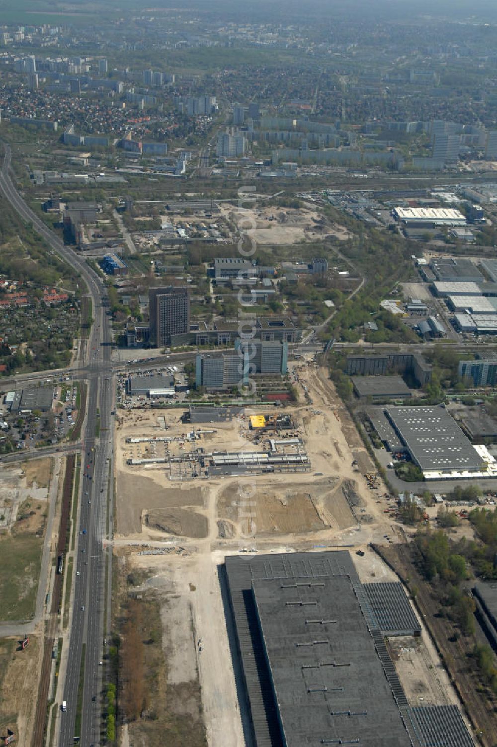 Berlin from above - Blick auf die IKEA Baustelle in Berlin Lichtenberg. Bis zum November diesen Jahres entsteht hier an der Landsberger Allee der zweitgrößte Ikea-Standort in Europa mit 22 000 Quadratmetern und zugleich das vierte Berliner Einrichtungshaus. Eröffnung soll Anfang November 2010 sein. View of the IKEA construction area in Berlin Lichtenberg. It is the fourth furniture store in Berlin.