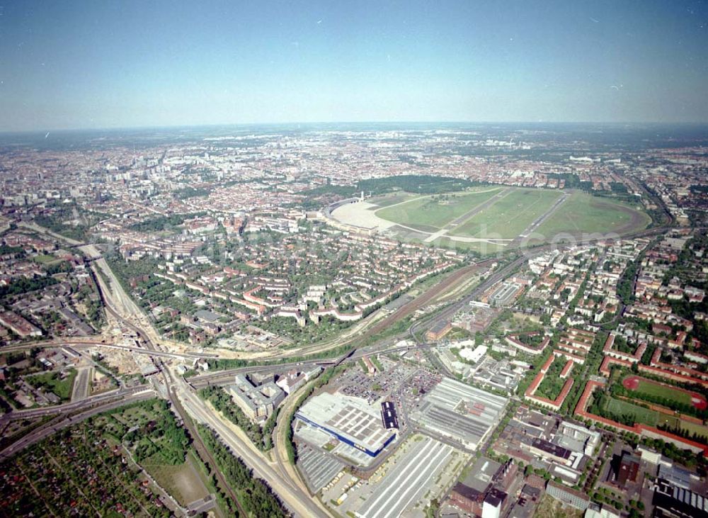 Aerial photograph Berlin-Tempelhof - 29.05.2004 Berlin Tempelhof Blick auf das Einrichtungshaus IKEA in Berlin Tempelhof