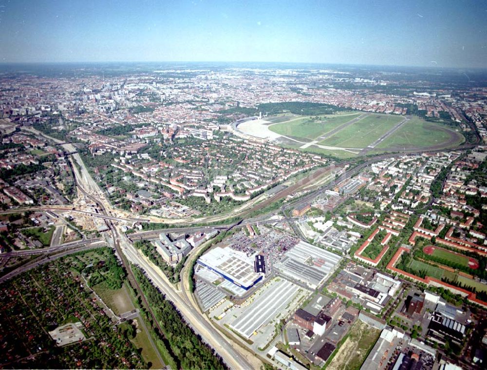 Berlin-Tempelhof from above - 29.05.2004 Berlin Tempelhof Blick auf das Einrichtungshaus IKEA in Berlin Tempelhof