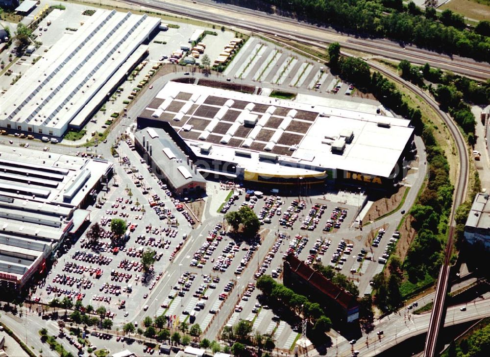 Berlin-Tempelhof from the bird's eye view: 29.05.2004 Berlin Tempelhof Blick auf das Einrichtungshaus IKEA in Berlin Tempelhof