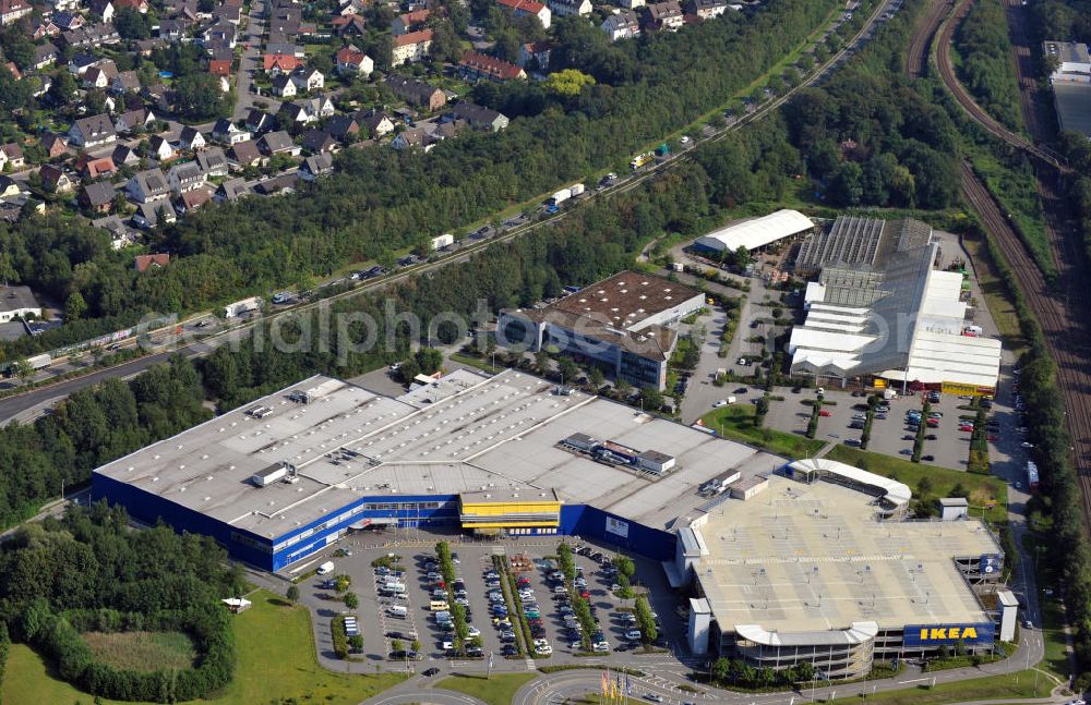 Aerial image Bielefeld - Die Filiale des schwedischen Einrichtungshauses Ikea in Bielefeld, Nordrhein-Westfalen. Das Möbelhaus ist mit einem Parkhaus kombiniert. Branch of the sweedish furnishing house Ikea in Bielefeld, North Rhine-Westphalia. The furniture shop is combined with a parking ramp.