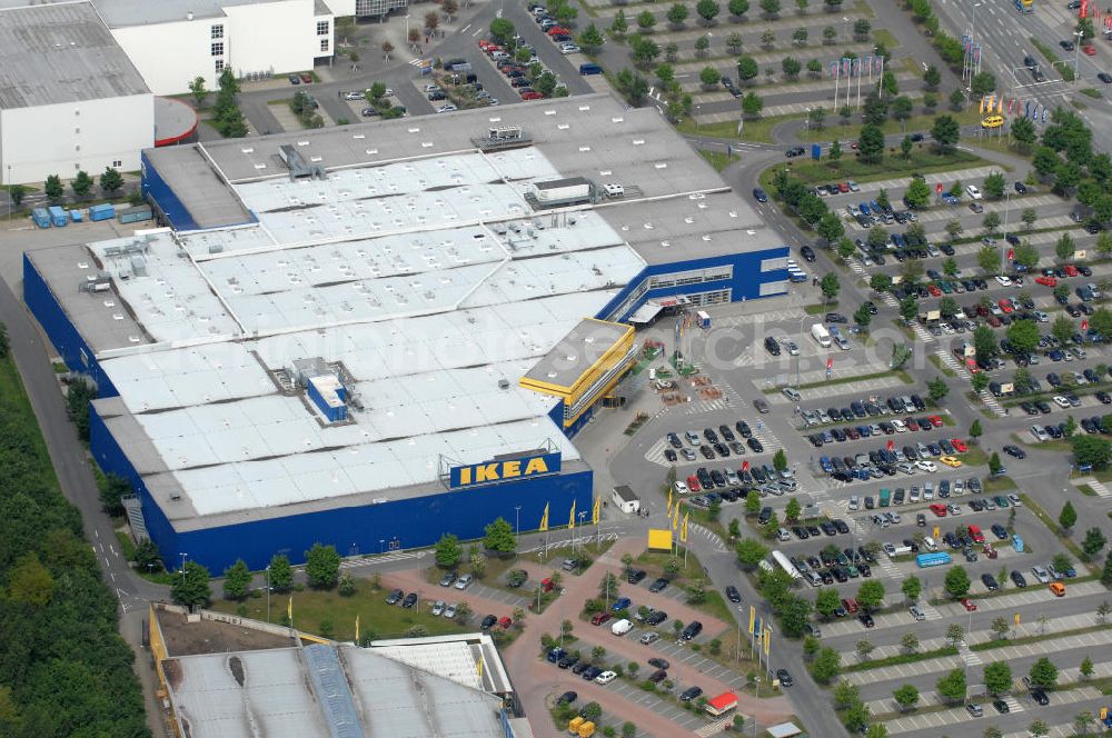 Aerial photograph Braunschweig - Blick auf das IKEA-Einrichtungshaus im Gewerbegebiet an der Hansestrasse an der Autobahn A2. View of IKEA store in the industrial area of the Hanseatic road to the A2 motorway.