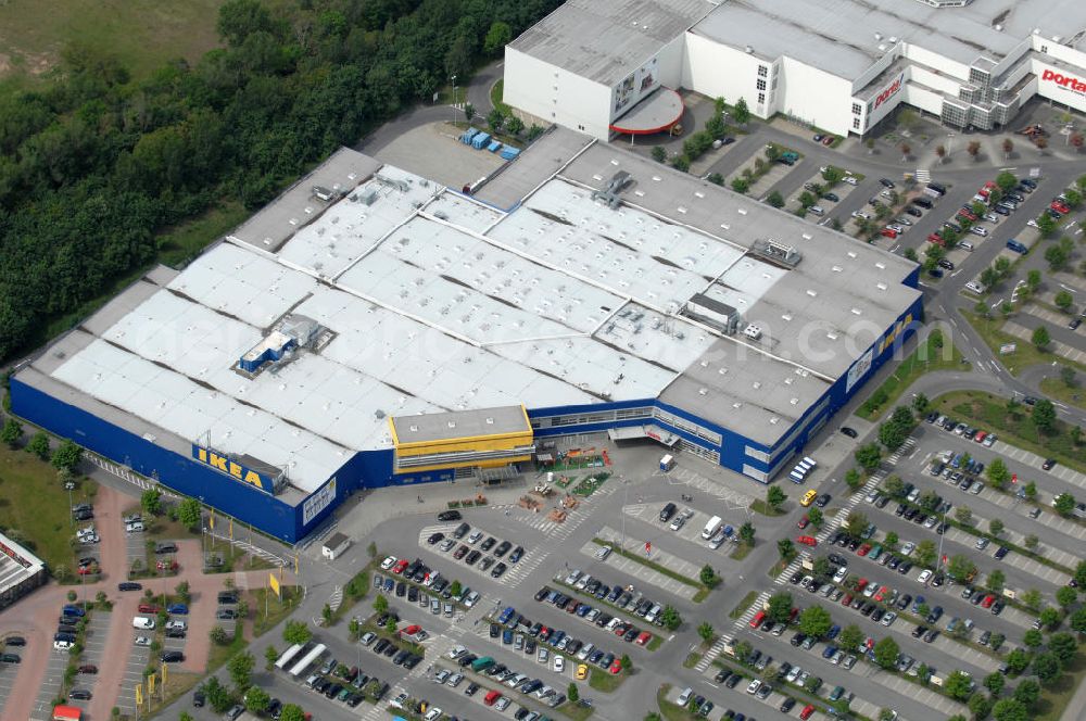 Braunschweig from above - Blick auf das IKEA-Einrichtungshaus im Gewerbegebiet an der Hansestrasse an der Autobahn A2. View of IKEA store in the industrial area of the Hanseatic road to the A2 motorway.