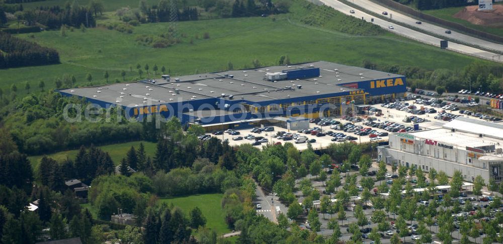 Chemnitz from the bird's eye view: Blick auf das IKEA - Einrichtungshaus im Neefepark 5 in Chemnitz an der Autobahn E 441. View of the IKEA - furniture store in Neefepark 5 in Chemnitz at the highway E 441st.