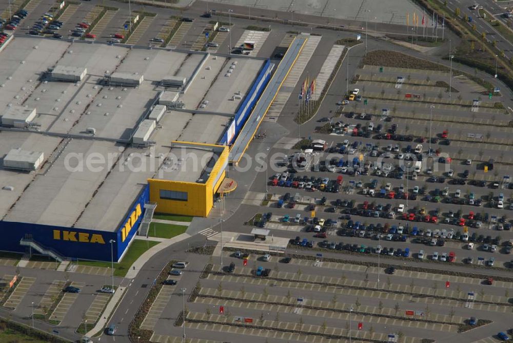 Aerial image Erfurt - Blick auf das IKEA Einrichtungshaus Erfurt, das 2005 eröffnet wurde. Adresse: IKEA Deutschland GmbH & CO.KG; Niederlassung Erfurt, Eisenacher Str. 50, 99094 Erfurt