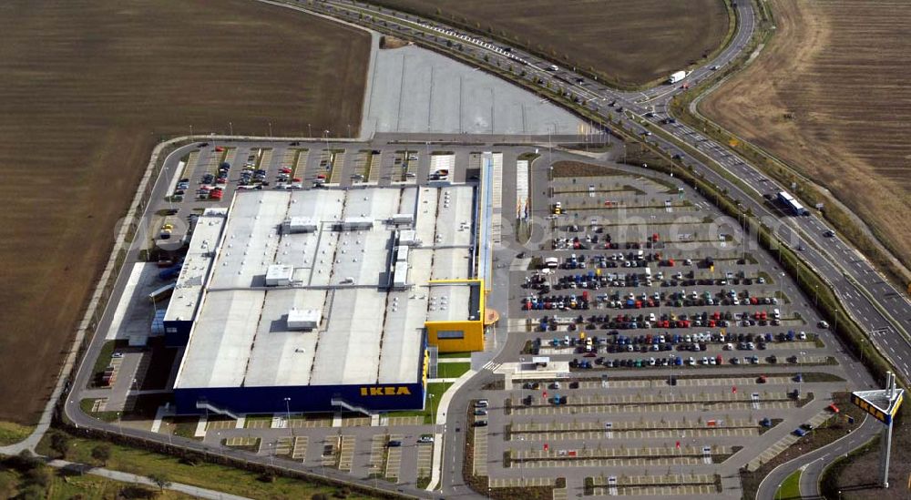 Aerial photograph Erfurt - Blick auf das IKEA Einrichtungshaus Erfurt, das 2005 eröffnet wurde. Adresse: IKEA Deutschland GmbH & CO.KG; Niederlassung Erfurt, Eisenacher Str. 50, 99094 Erfurt