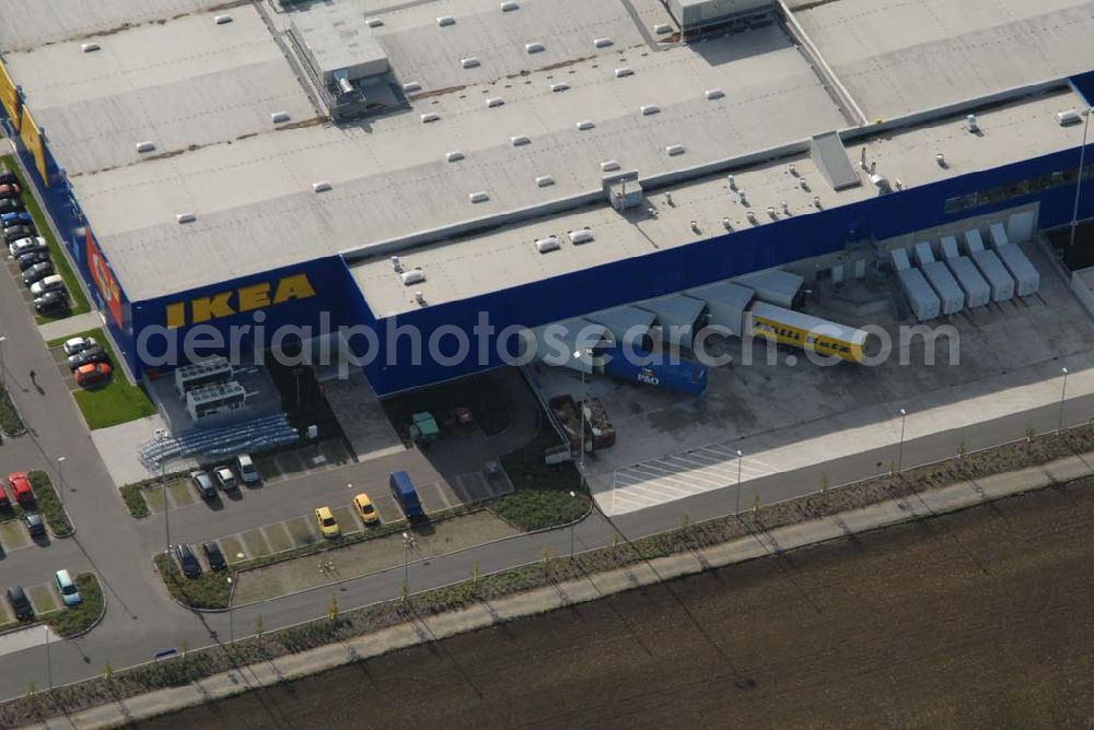 Aerial image Erfurt - Blick auf das IKEA Einrichtungshaus Erfurt, das 2005 eröffnet wurde. Adresse: IKEA Deutschland GmbH & CO.KG; Niederlassung Erfurt, Eisenacher Str. 50, 99094 Erfurt