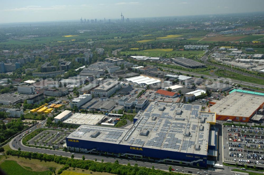 Aerial photograph Frankfurt am Main - Blick auf das IKEA Einrichtungshaus in Frankfurt am Main an der Züricher Straße 7 in 60437 Frankfurt Nieder-Eschbach.