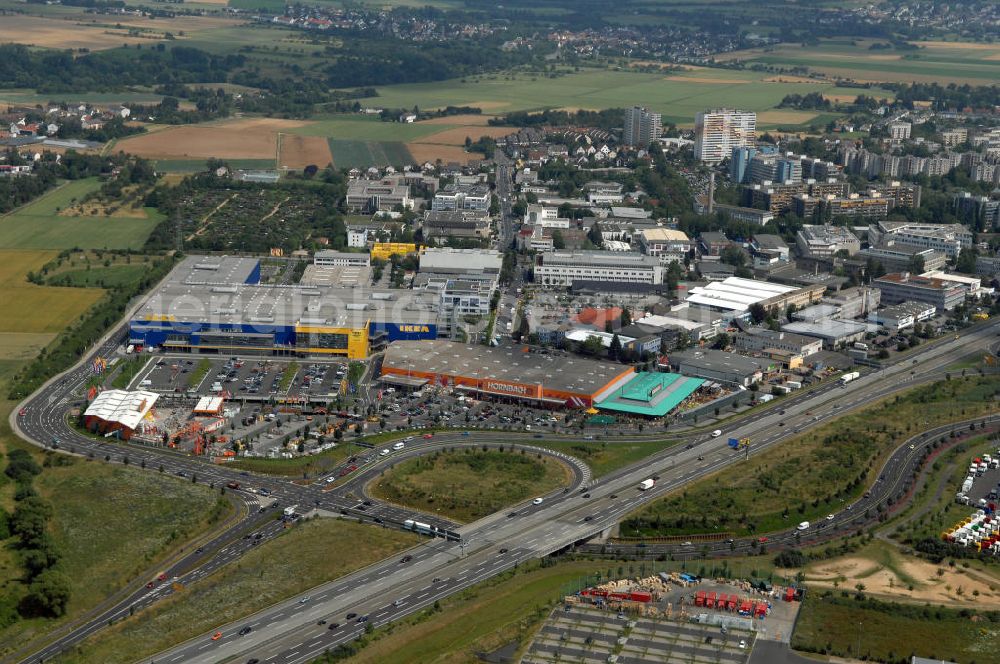 Frankfurt am Main from above - Blick auf das IKEA Einrichtungshaus in Frankfurt am Main. IKEA Deutschland GmbH & Co. KG; Niederlassung Frankfurt; Züricher Straße 7; 60437 Frankfurt Nieder-Eschbach