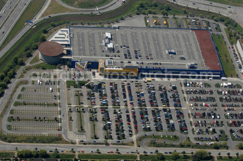 Aerial image Hamburg - Blick auf das IKEA-Einrichtungshaus in Hamburg - Moorfleet an der Autobahnabfahrt Moorfleet (E22). View of the IKEA store in Hamburg - Moorfleet at the highway exit Moorfleet (E22).