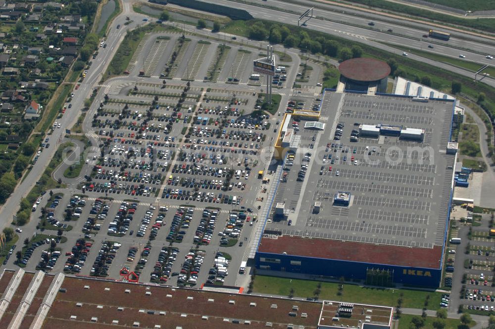 Hamburg from the bird's eye view: Blick auf das IKEA-Einrichtungshaus in Hamburg - Moorfleet an der Autobahnabfahrt Moorfleet (E22). View of the IKEA store in Hamburg - Moorfleet at the highway exit Moorfleet (E22).