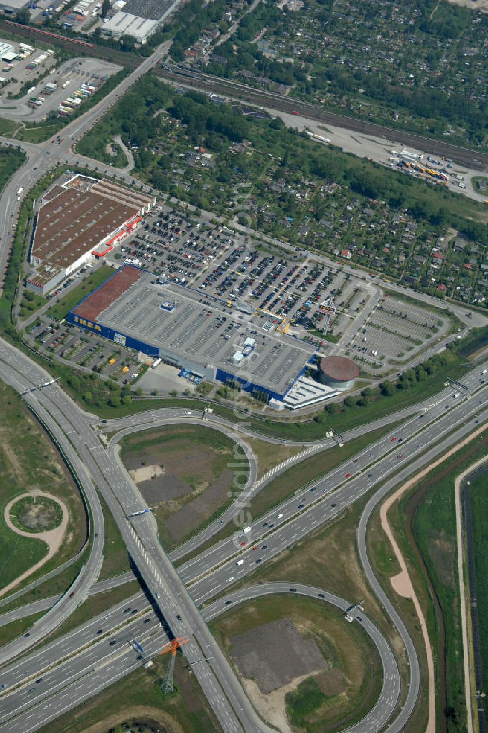 Hamburg from above - Blick auf das IKEA-Einrichtungshaus in Hamburg - Moorfleet an der Autobahnabfahrt Moorfleet (E22). View of the IKEA store in Hamburg - Moorfleet at the highway exit Moorfleet (E22).