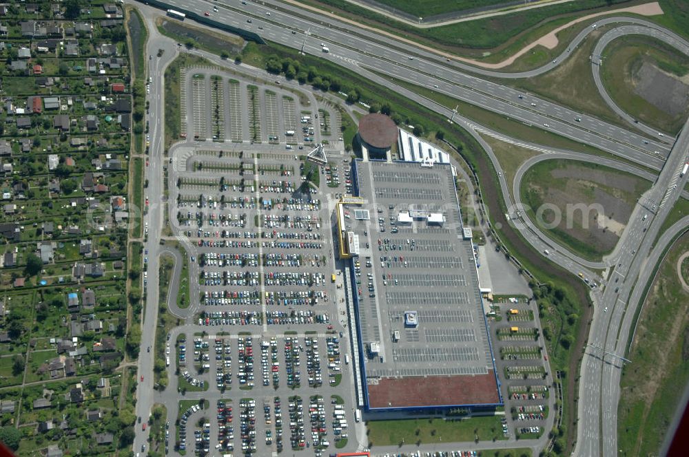 Hamburg from above - Blick auf das IKEA-Einrichtungshaus in Hamburg - Moorfleet an der Autobahnabfahrt Moorfleet (E22). View of the IKEA store in Hamburg - Moorfleet at the highway exit Moorfleet (E22).