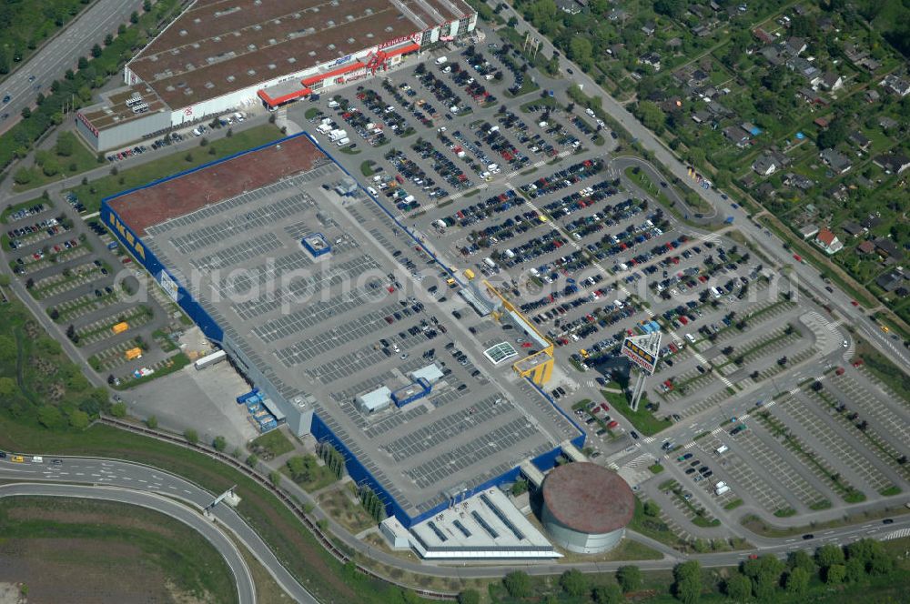 Hamburg from the bird's eye view: Blick auf das IKEA-Einrichtungshaus in Hamburg - Moorfleet an der Autobahnabfahrt Moorfleet (E22). View of the IKEA store in Hamburg - Moorfleet at the highway exit Moorfleet (E22).