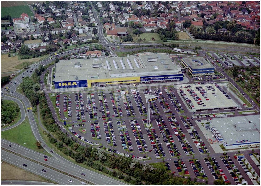 Wallau from the bird's eye view: IKEA Deutschland GmbH & Co. KG Niederlassung Wallau Am Wan dersmann 2-4 65719 Hofheim-Wallau 24.07.2004