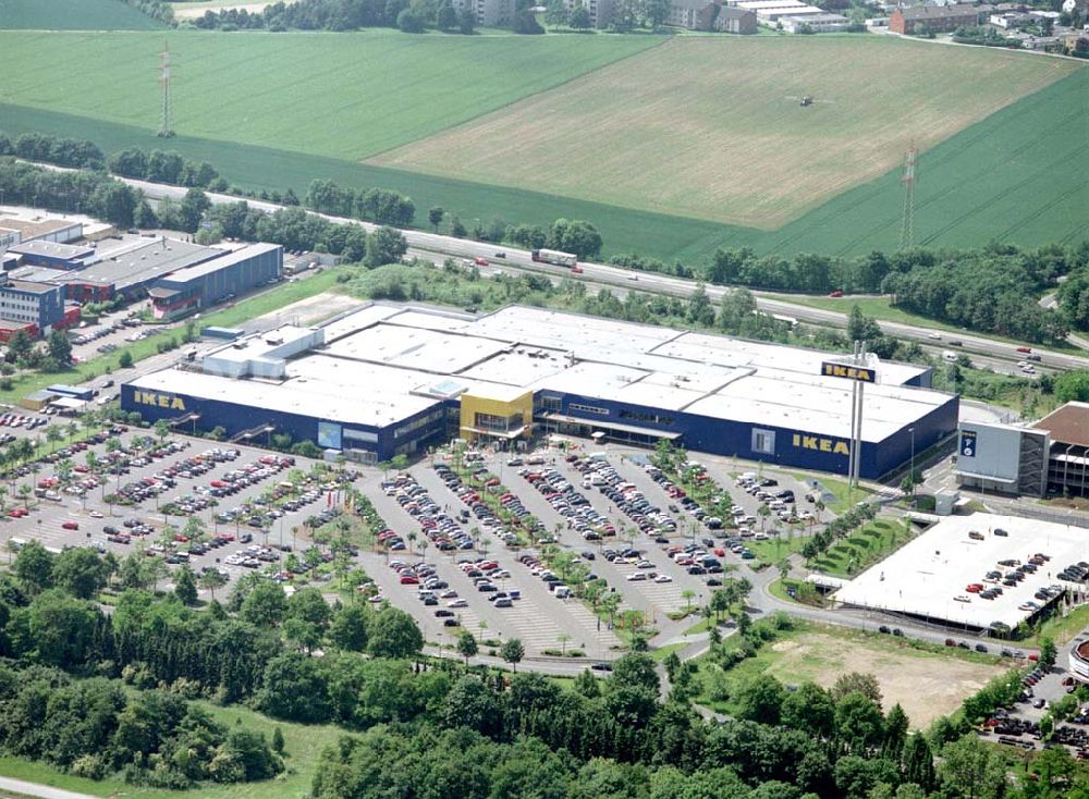 Köln - Godorf from above - IKEA-Einrichtungshaus Köln-Godorf an der Shell-Raffinerie mit dem IKEA-eigenen Gewerbegebiet an der BAB 555.