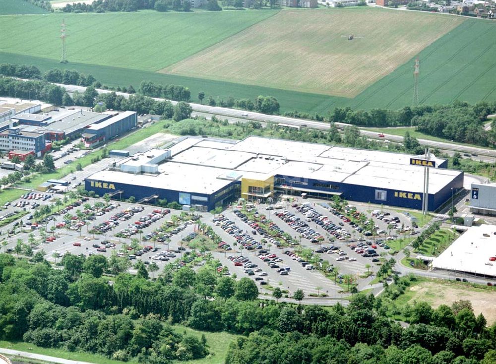 Aerial photograph Köln - Godorf - IKEA-Einrichtungshaus Köln-Godorf an der Shell-Raffinerie mit dem IKEA-eigenen Gewerbegebiet an der BAB 555.