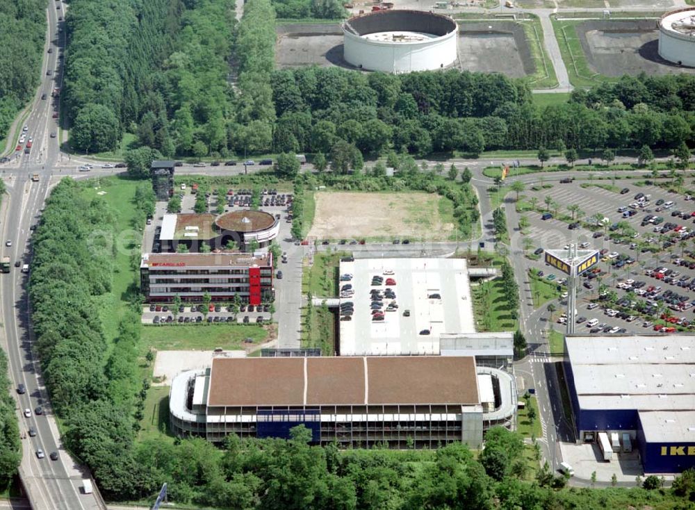 Köln - Godorf from above - IKEA-Einrichtungshaus Köln-Godorf an der Shell-Raffinerie mit dem IKEA-eigenen Gewerbegebiet an der BAB 555.