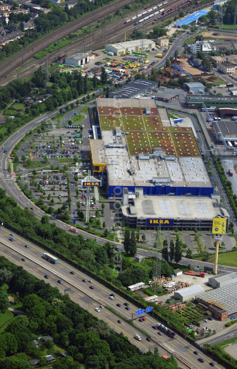 Aerial photograph Düsseldorf - IKEA furniture store / furniture store in the industrial area on the Oerschbachstraße in Dusseldorf in North Rhine-Westphalia