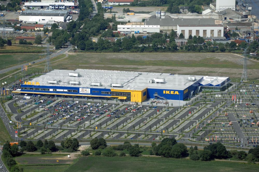 Oldenburg from the bird's eye view: Blick auf das IKEA Einrichtungshaus in OLDENBURG. IKEA Deutschland GmbH & Co. KG; Niederlassung Oldenburg, Holler Landstr. 89, 26135 Oldenburg