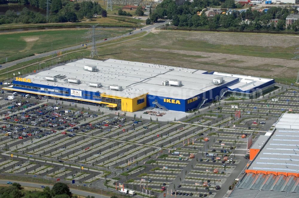 Oldenburg from above - Blick auf das IKEA Einrichtungshaus in OLDENBURG. IKEA Deutschland GmbH & Co. KG; Niederlassung Oldenburg, Holler Landstr. 89, 26135 Oldenburg